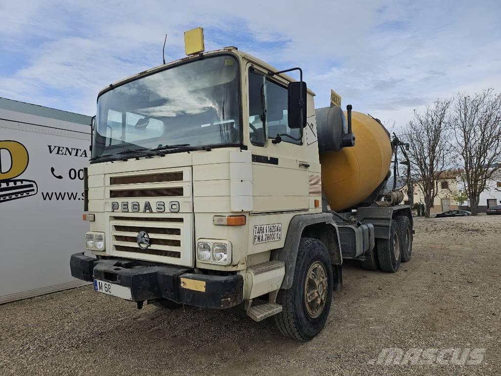 Pegaso 2323k Concrete pump trucks