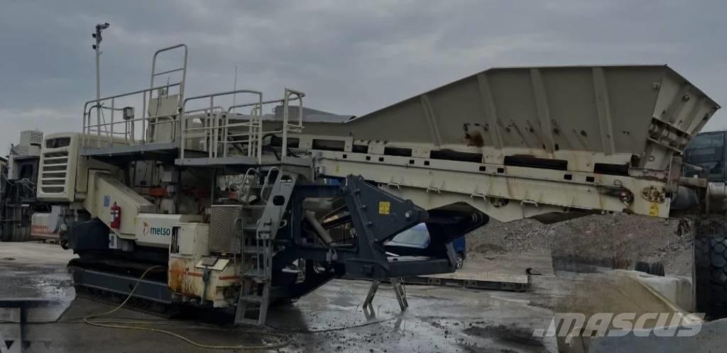 Metso LT 300 GP Mobile crushers
