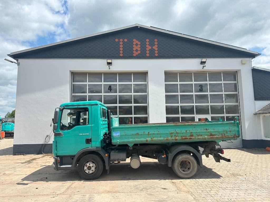 MAN TGL 10.250 Tipper trucks