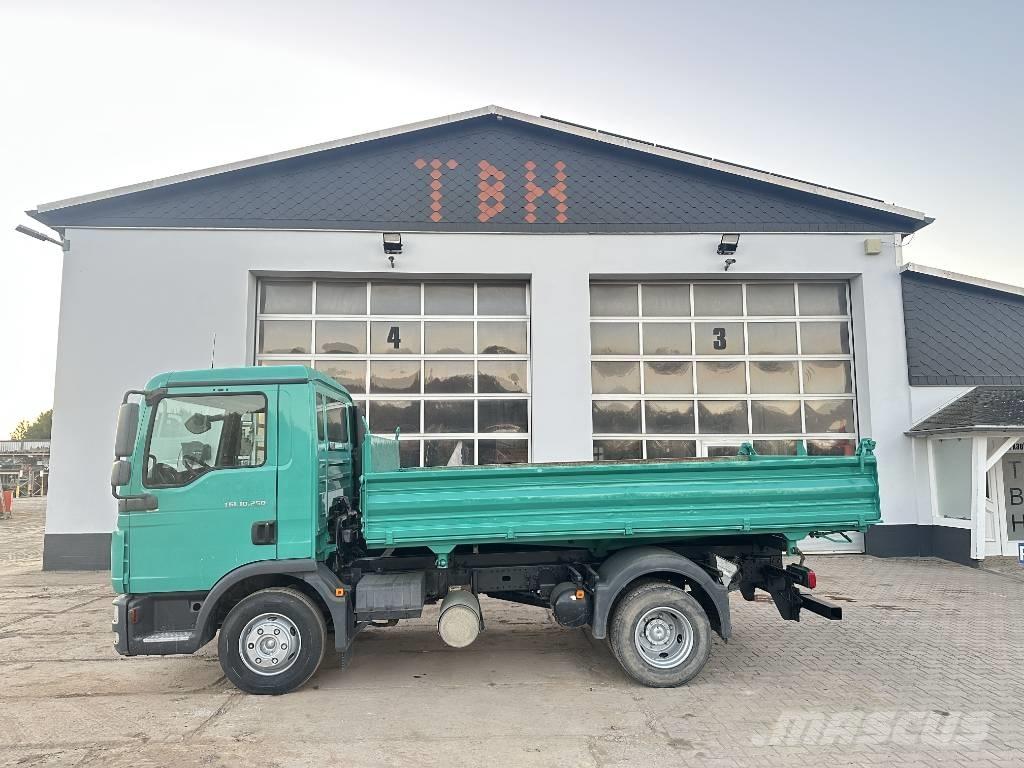 MAN TGL 10.250 Tipper trucks
