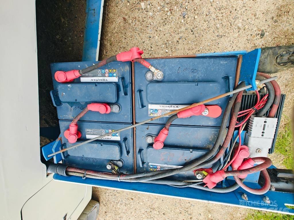 Genie 2646 Scissor lifts