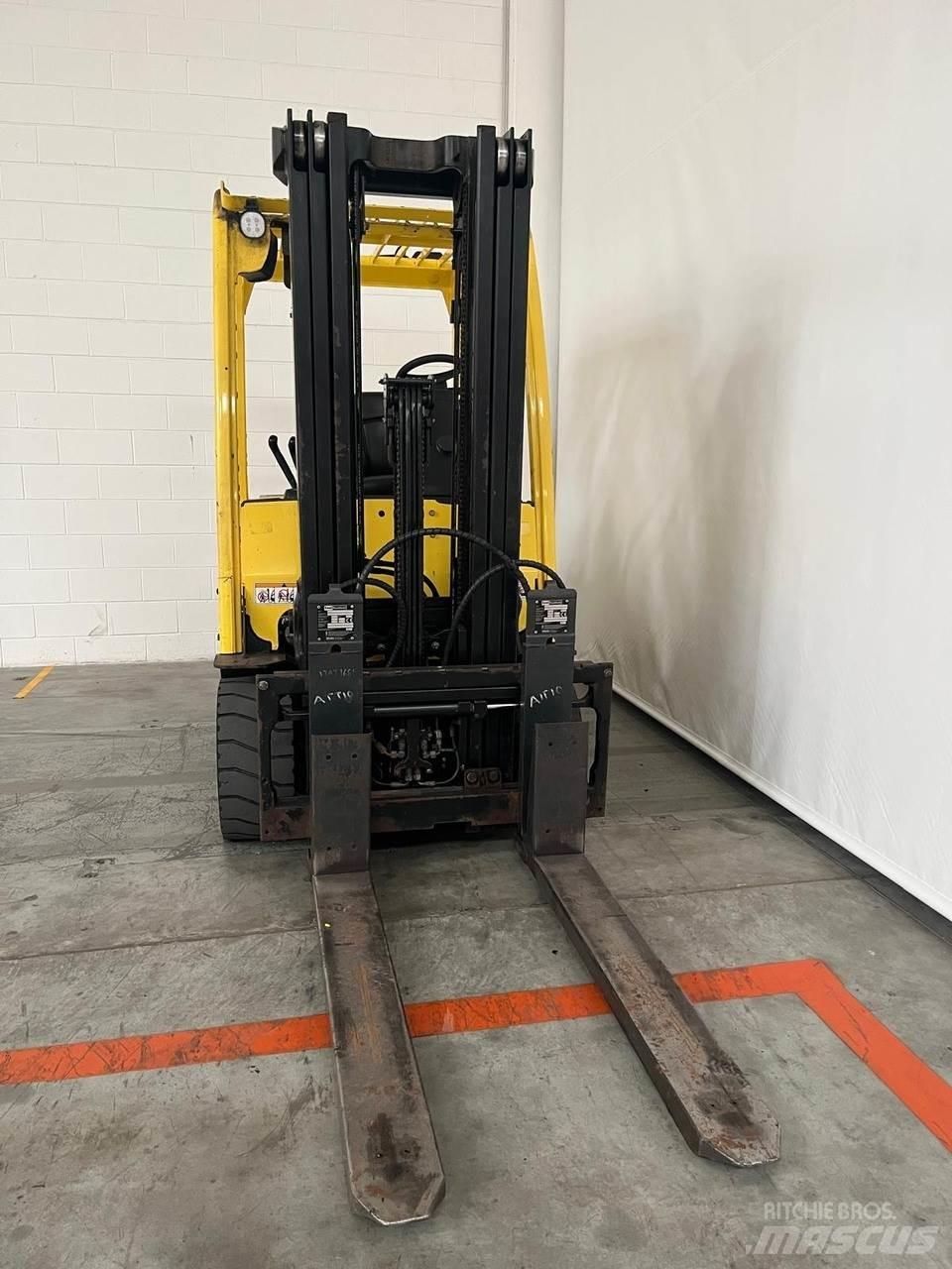 Hyster J3.0XN Electric forklift trucks
