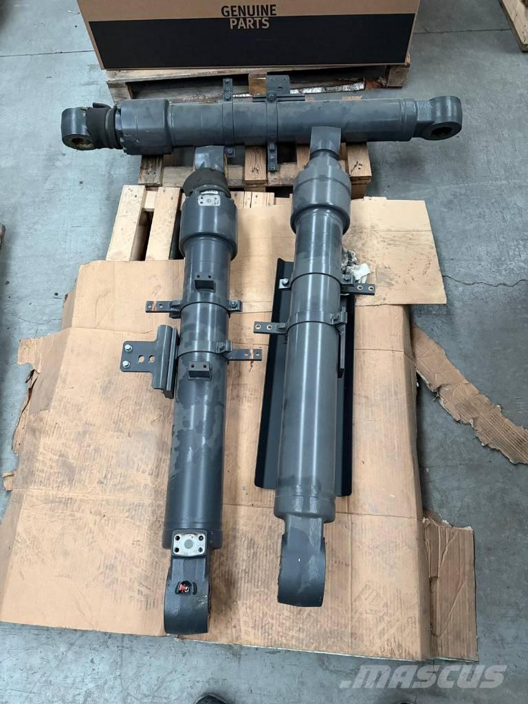 Develon DX 100 W-7 Wheeled excavators