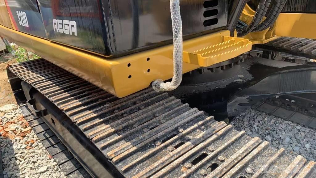 CAT 320 D Crawler excavators