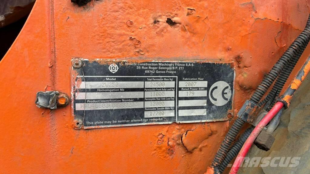  Motor Hitachi ZW 250 Wheel loaders