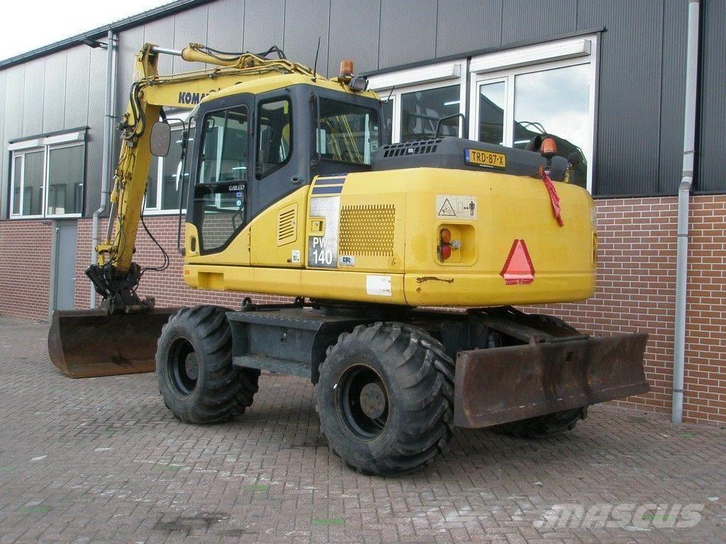 Komatsu PW140-7 Wheeled excavators