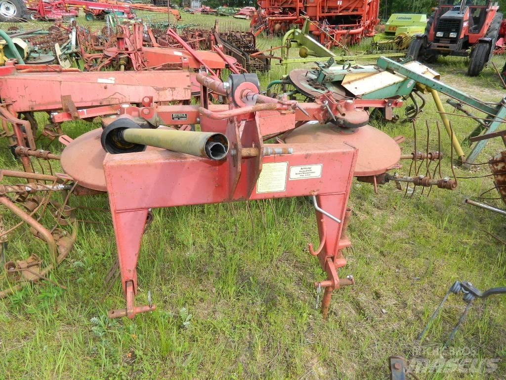 Stoll UM 400 Rakes and tedders