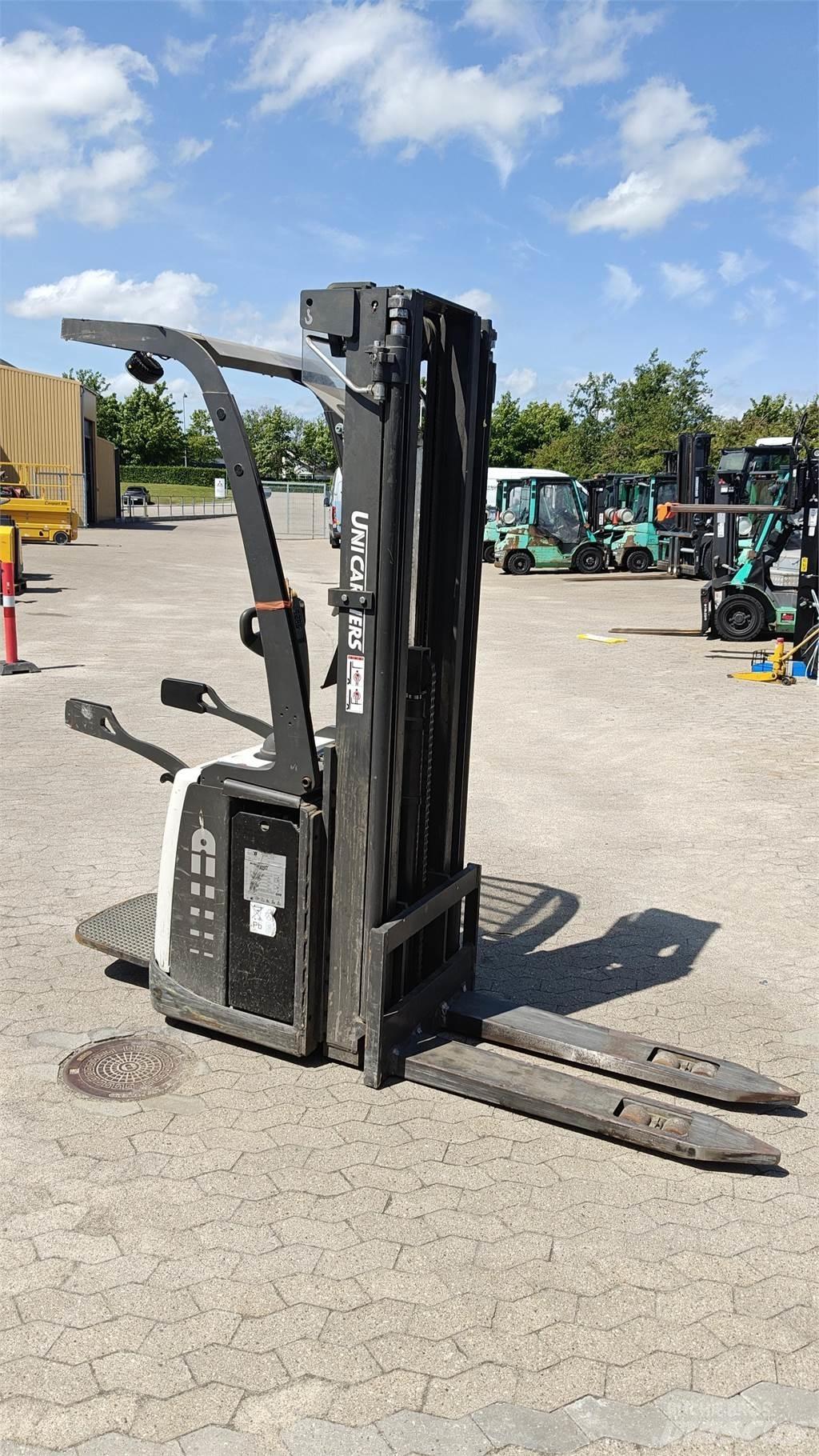 Atlet PSP160 Low lifter with platform