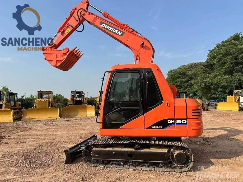 Doosan DH 80 Midi excavators  7t - 12t