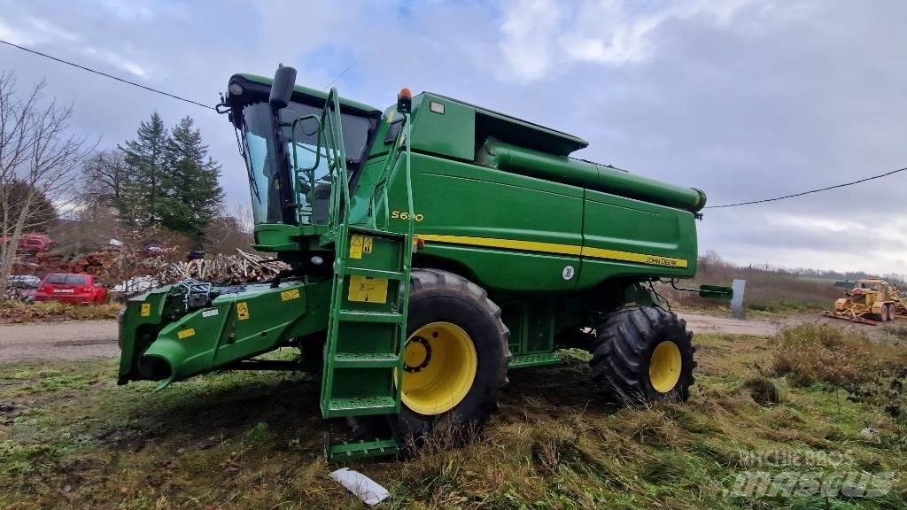 John Deere S 690 Combine harvesters