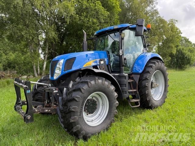 New Holland T 7030 Tractors