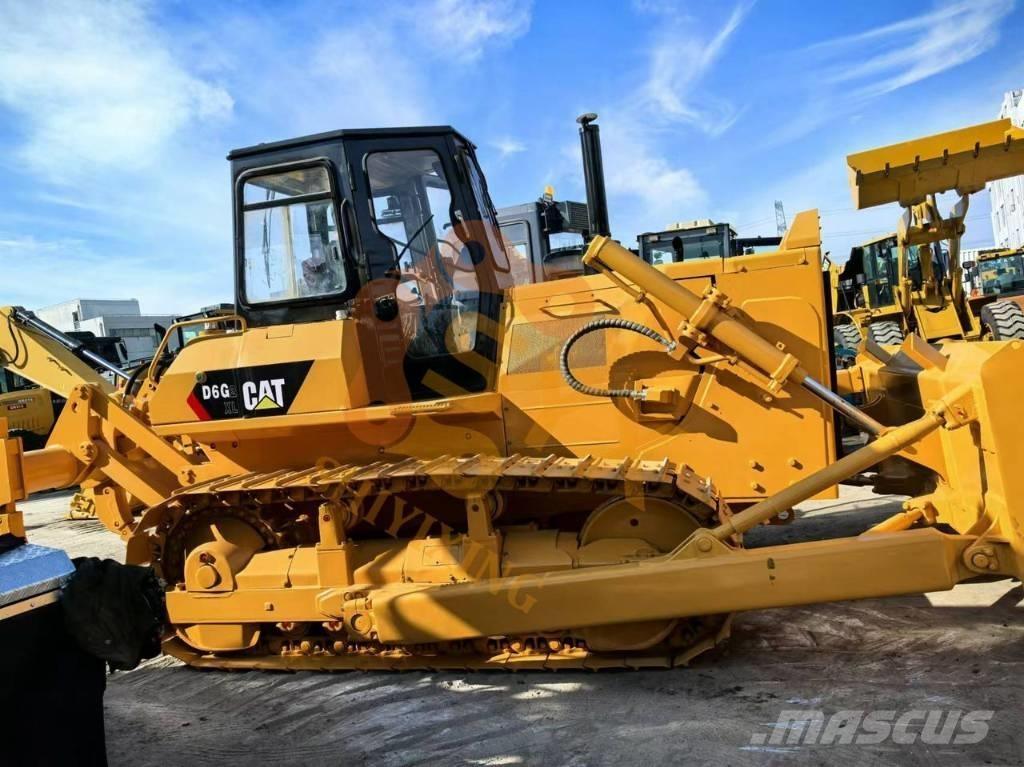 CAT D6G Graders