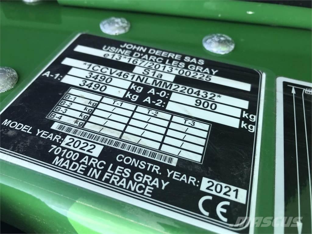 John Deere V461M Round balers