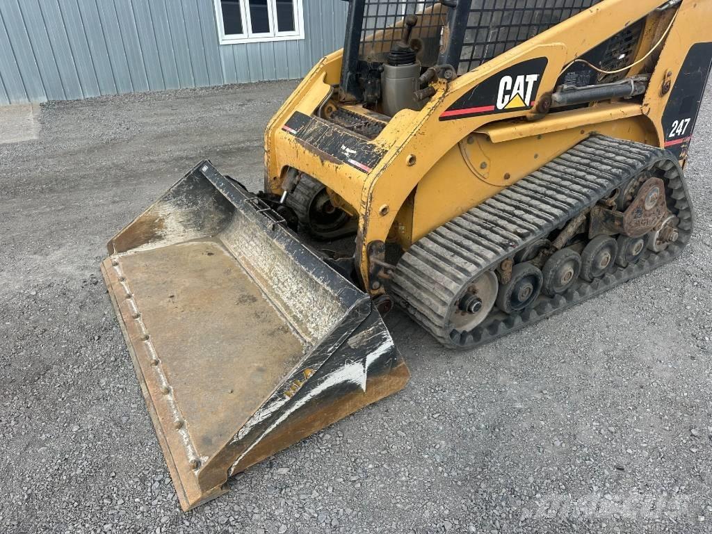 CAT 247 Skid steer loaders