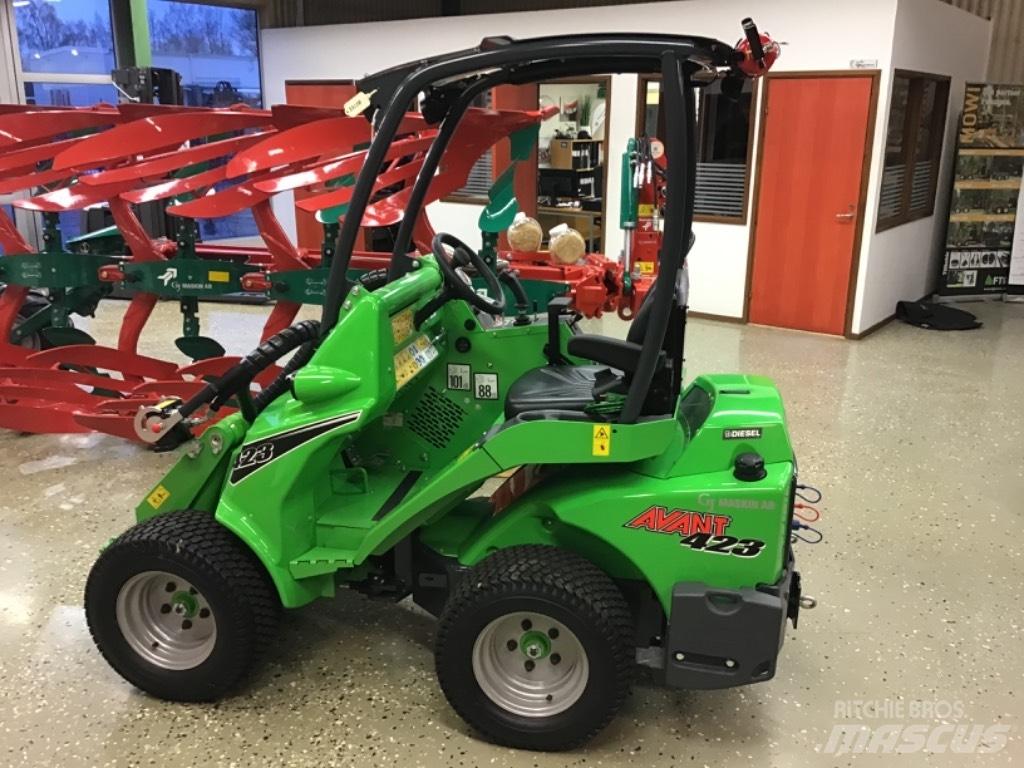 Avant 423 Multi purpose loaders