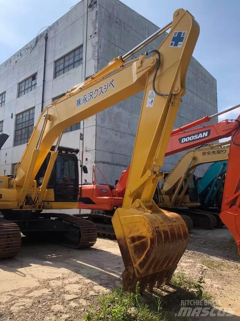 Komatsu PC 200-8 Crawler excavators