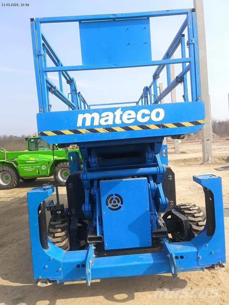 Genie 5390 RT Scissor lifts