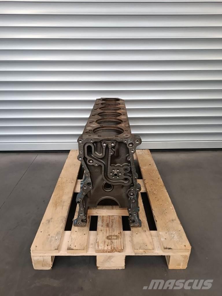 Renault PREMIUM Engines