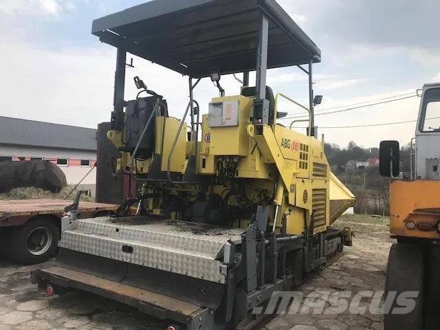 ABG Titan 326 Asphalt pavers