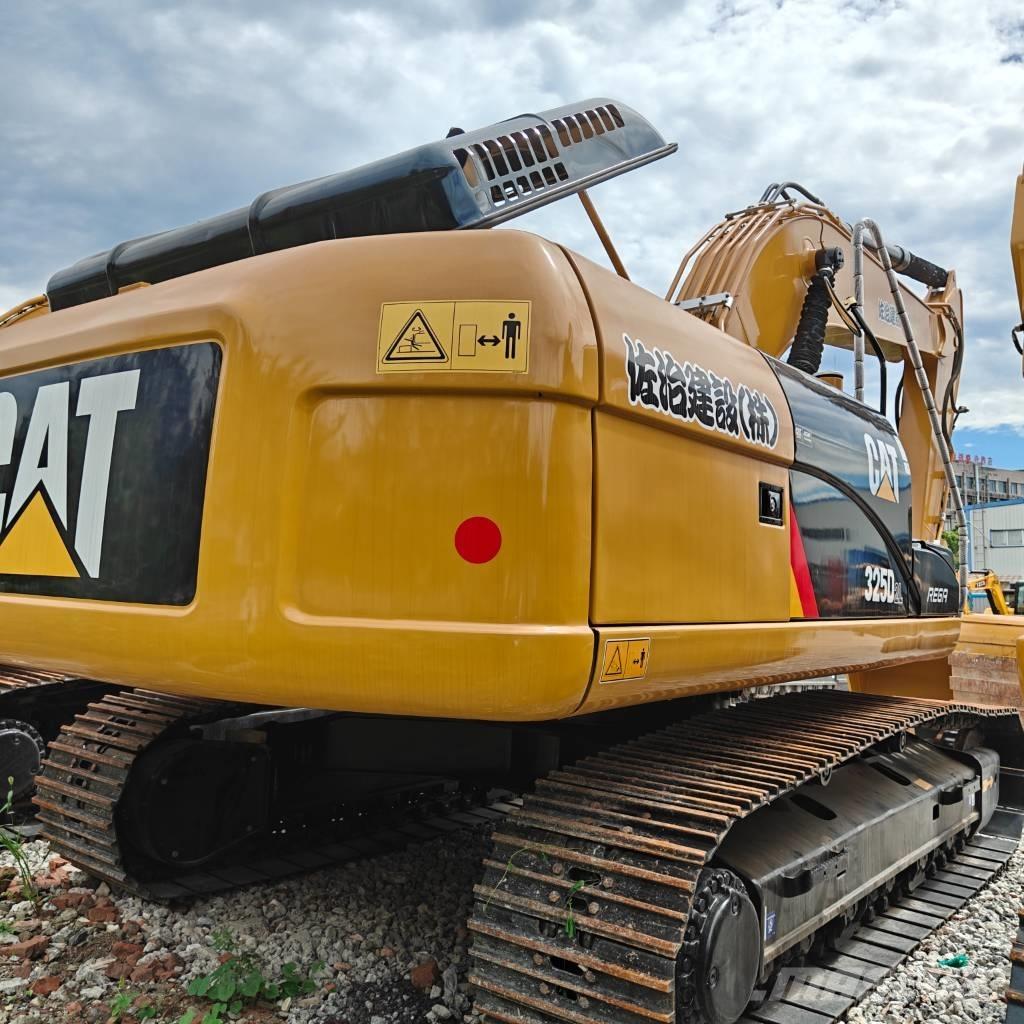 CAT 325 D Crawler excavators