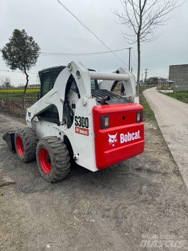 Bobcat S 300 Skid steer loaders