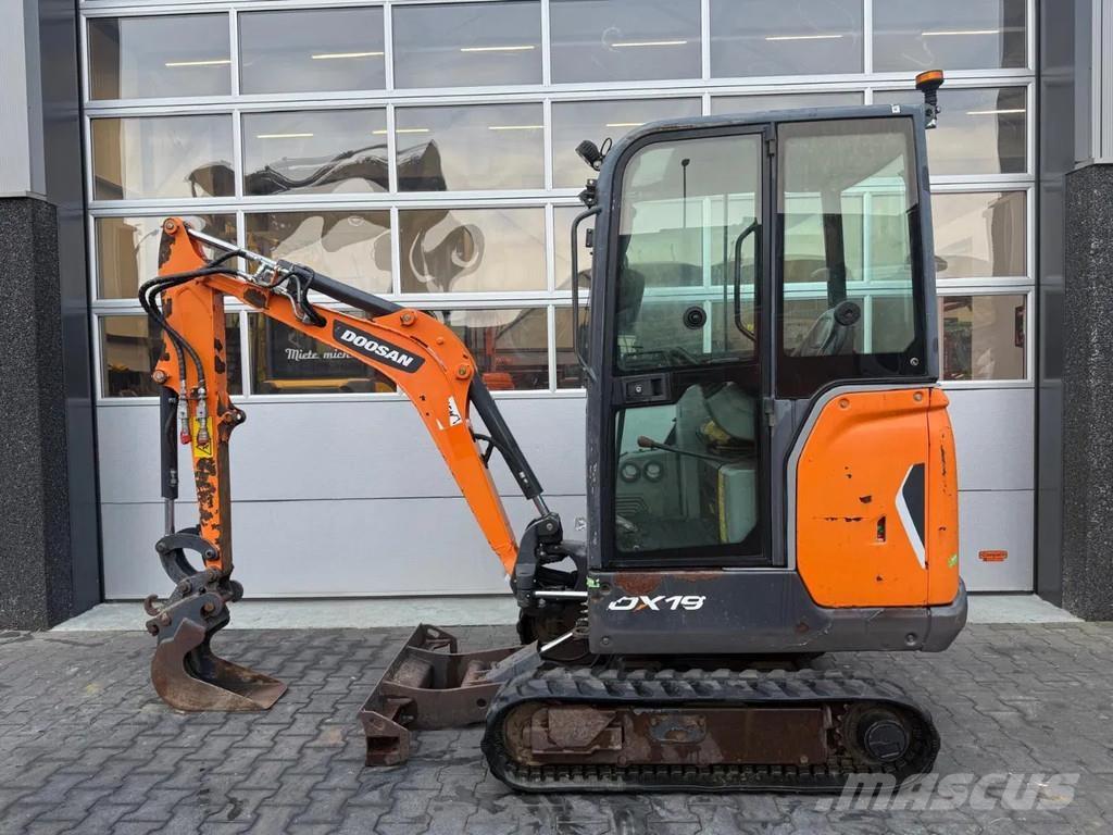 Doosan DX19 Mini excavators < 7t (Mini diggers)