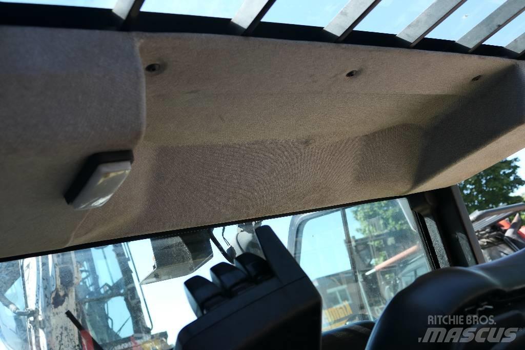 Yale GDP40 VX5 Diesel trucks
