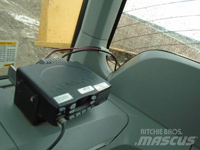 CAT 938M Wheel loaders