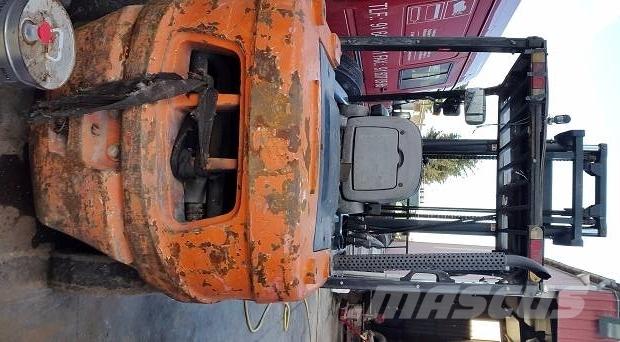 Doosan D40 SC-5 Diesel trucks