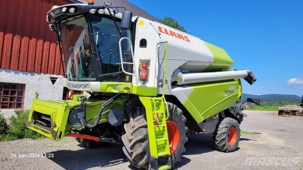 CLAAS Tucano 430 Combine harvesters