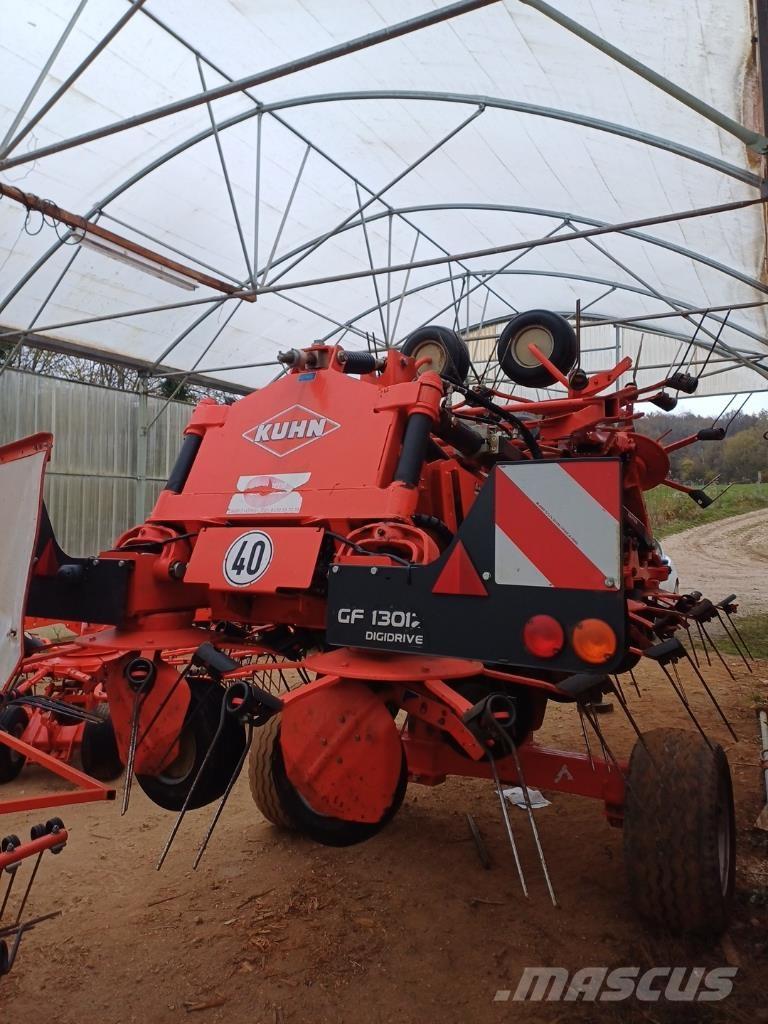 Kuhn GF 13012 Rakes and tedders