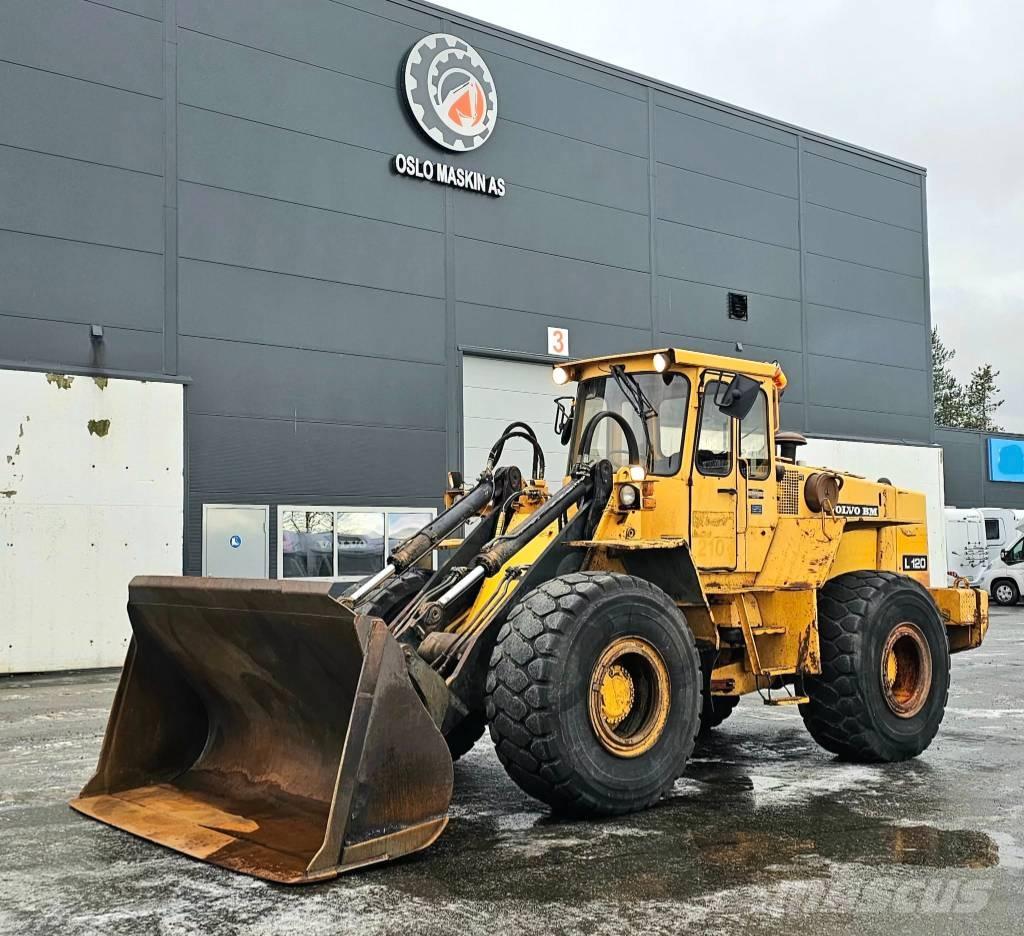 Volvo L 120 Wheel loaders