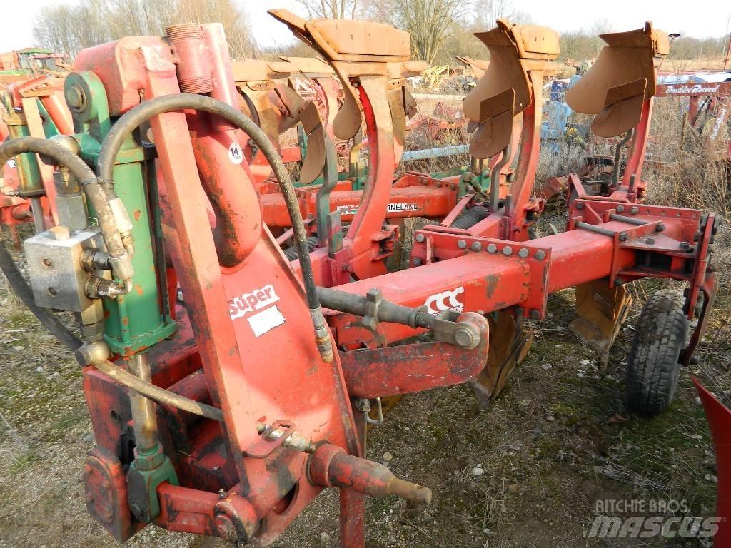Fraugde 3 Reversible ploughs