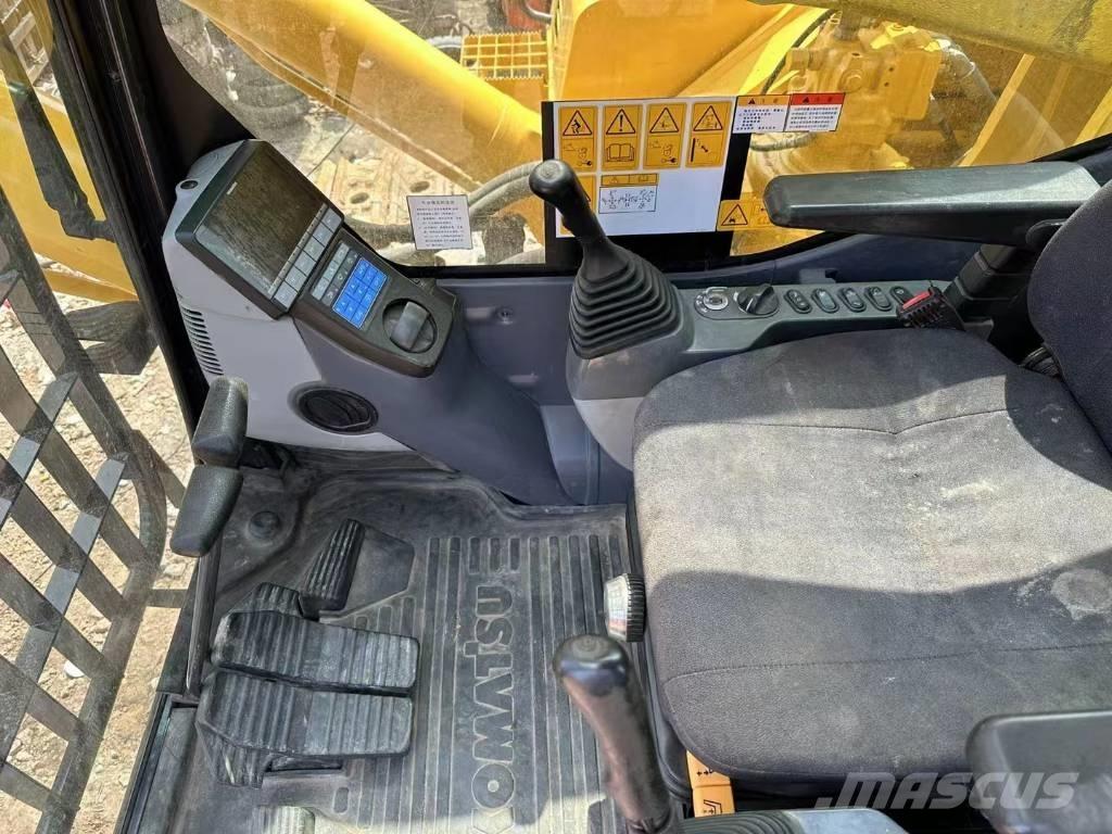 Komatsu PC 850-8 Amphibious Excavators