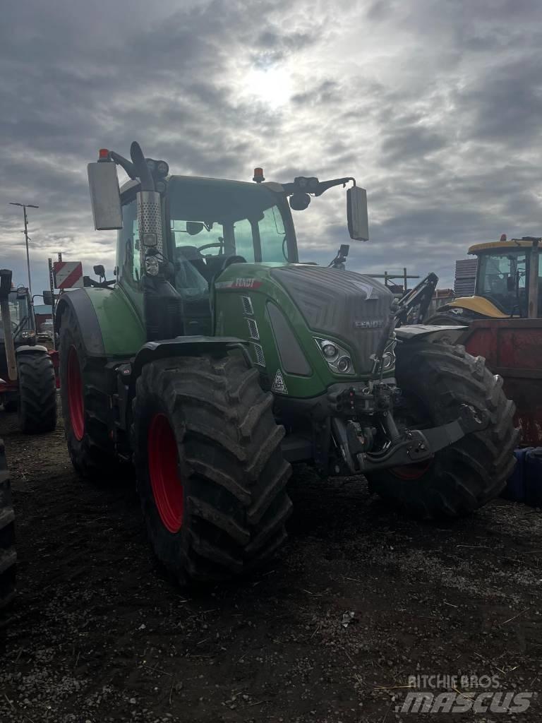 Fendt 724 Tractors