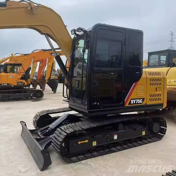 Sany SY75C Midi excavators  7t - 12t