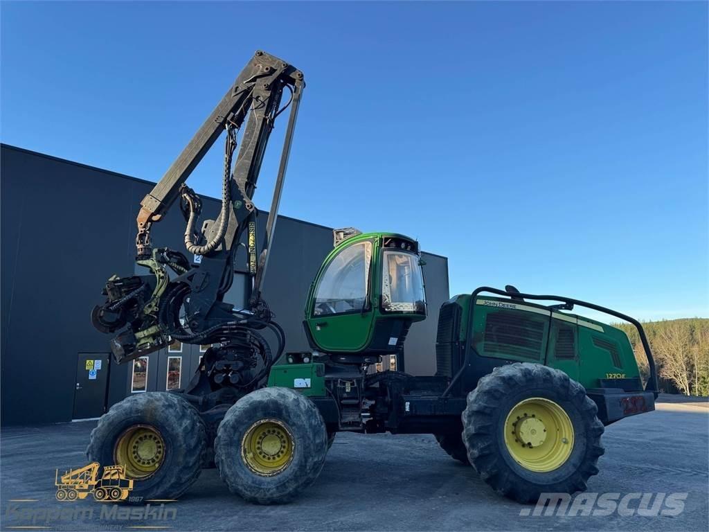 John Deere 1470E Harvesters