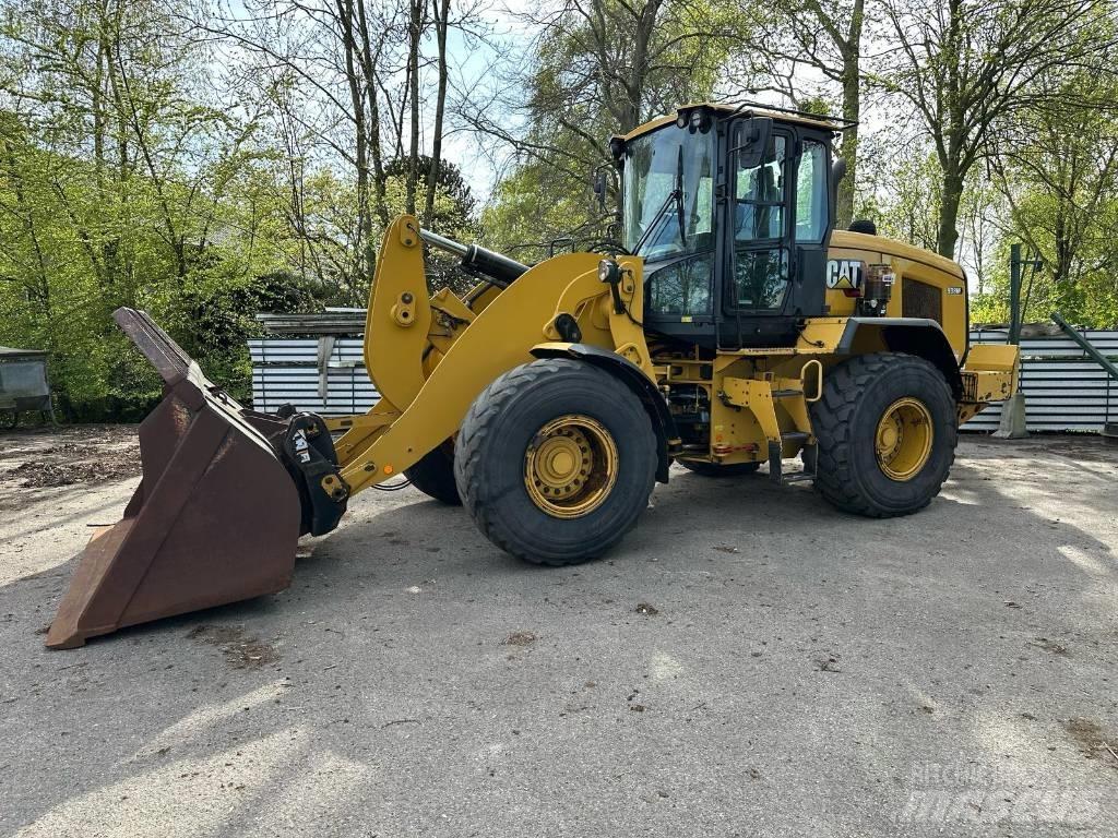 CAT 938M Wheel loaders