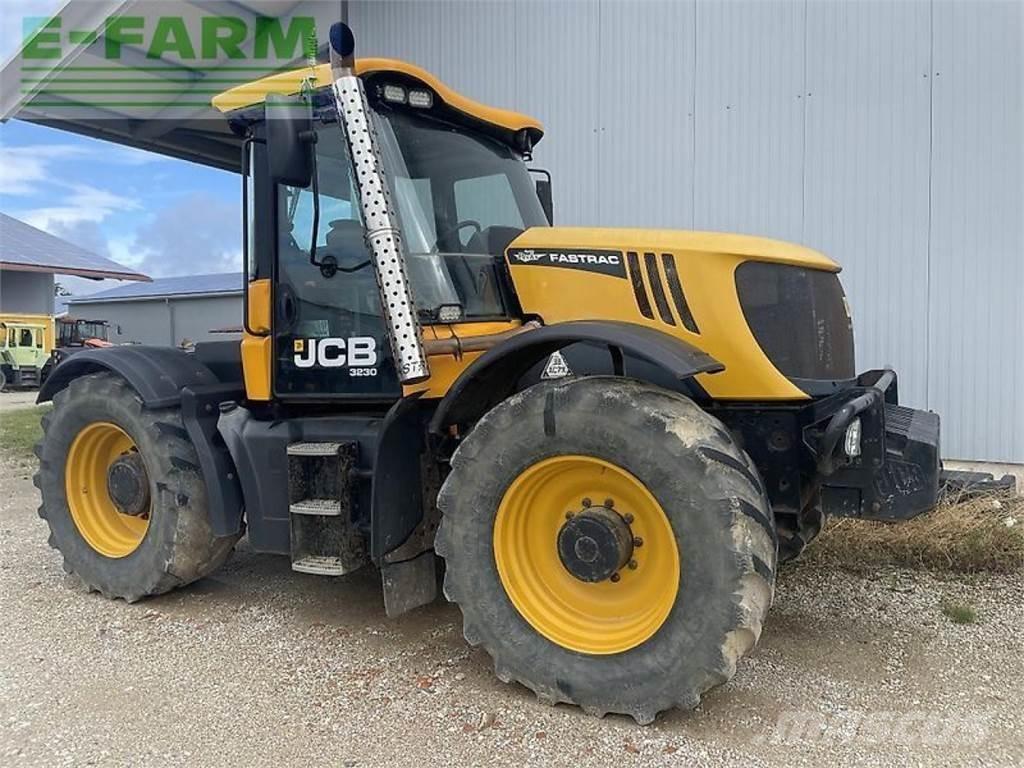 JCB fastrac 3230 Tractors