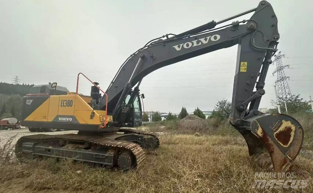 Volvo 380 Crawler excavators