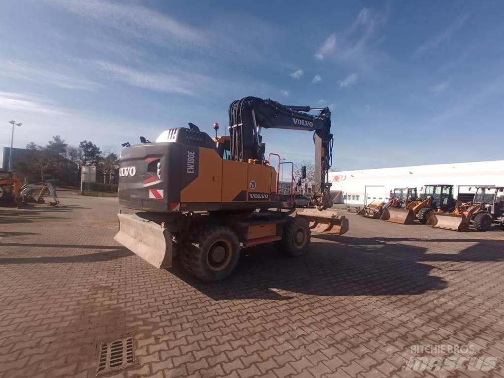 Volvo EW 180 E Wheeled excavators