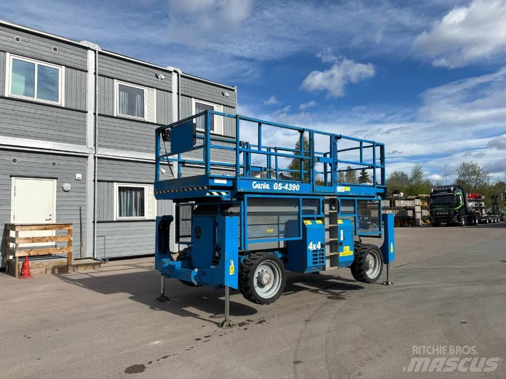 Genie GS 4390 RT Scissor lifts