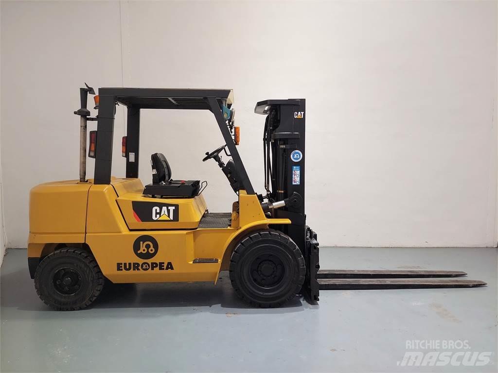 CAT DP45K Diesel trucks