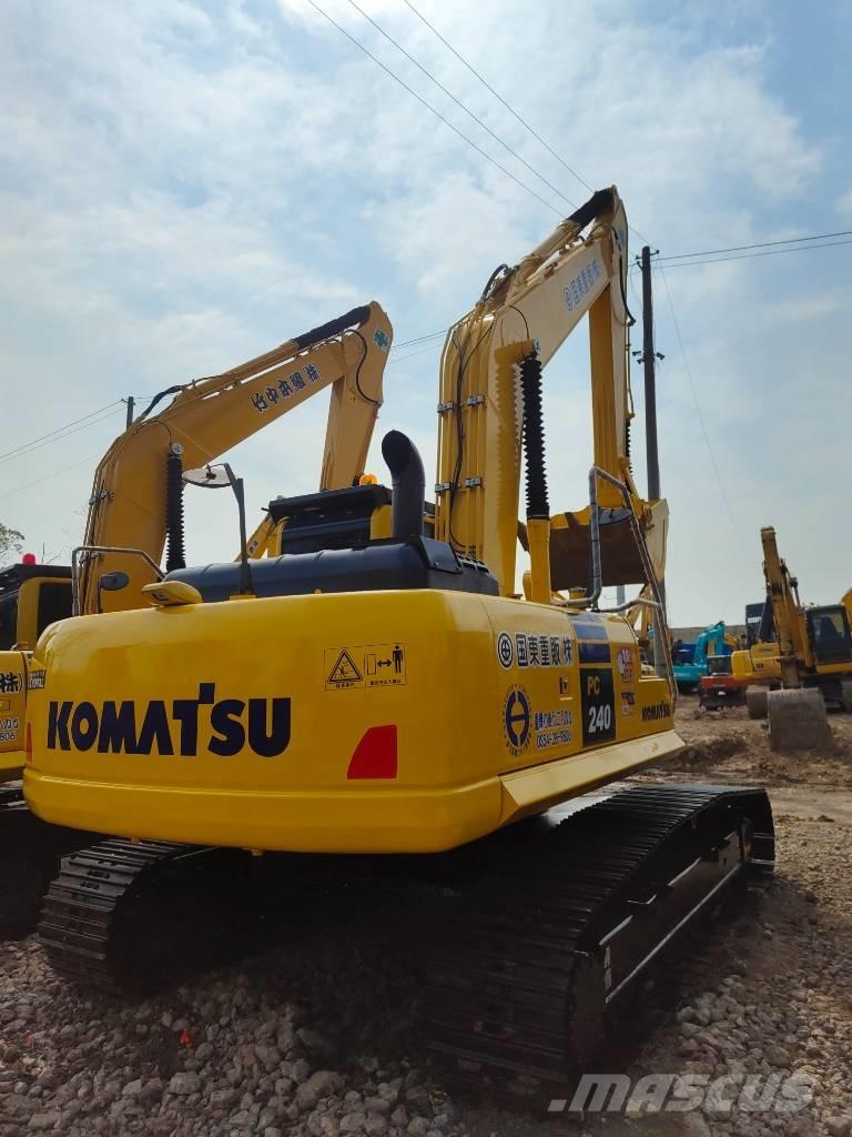 Komatsu PC 240 LC Crawler excavators
