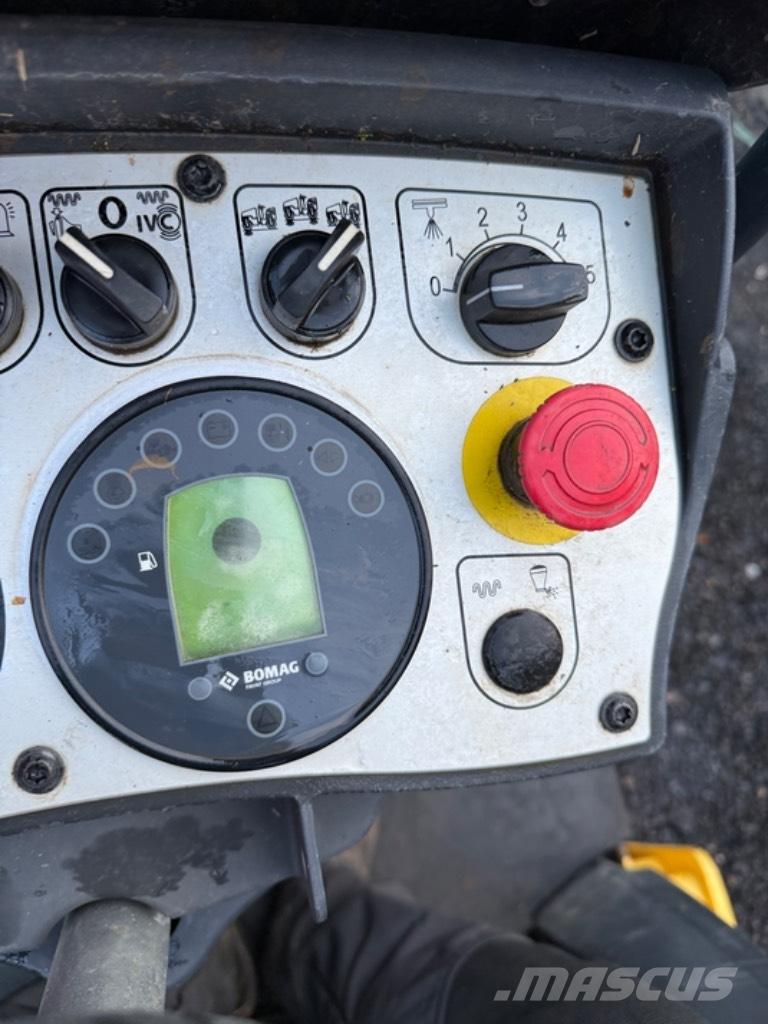 Bomag BW 120 AD-5 Twin drum rollers
