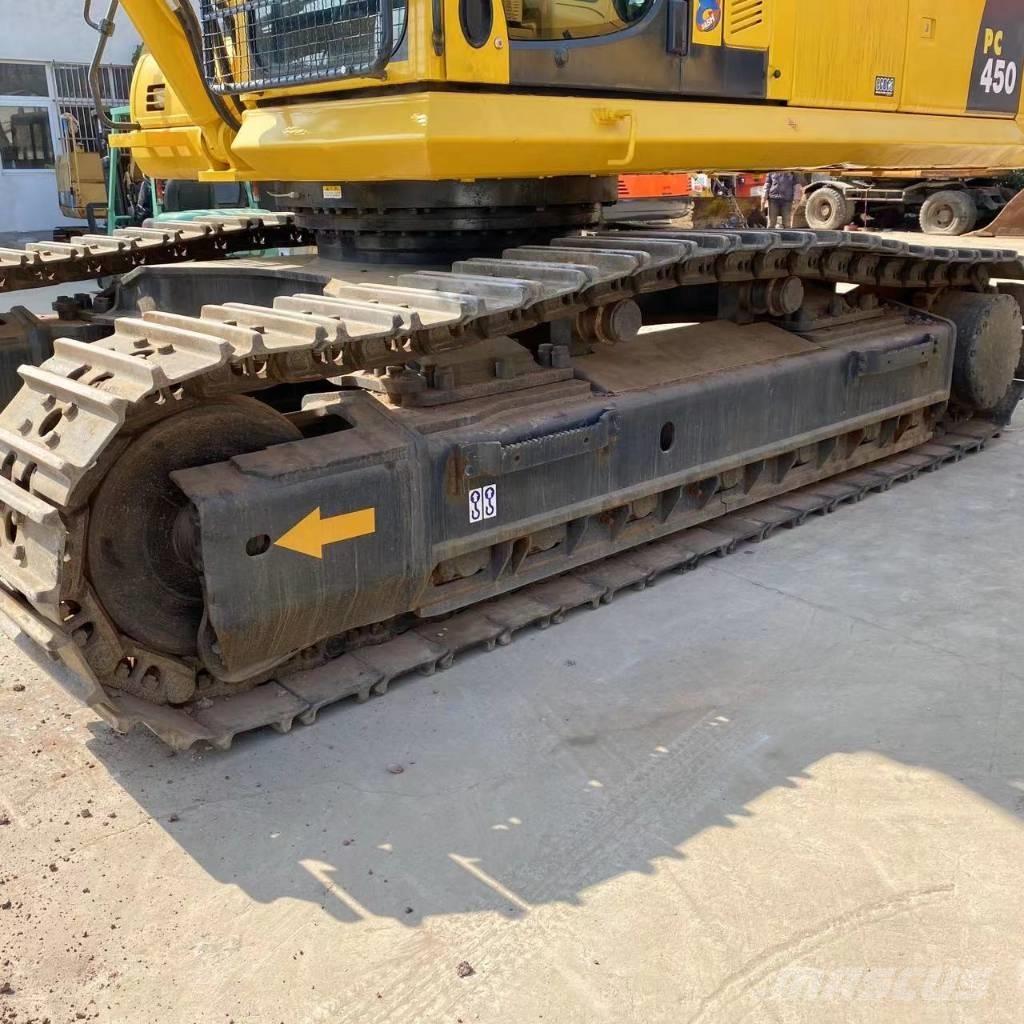 Komatsu PC 450 Crawler excavators