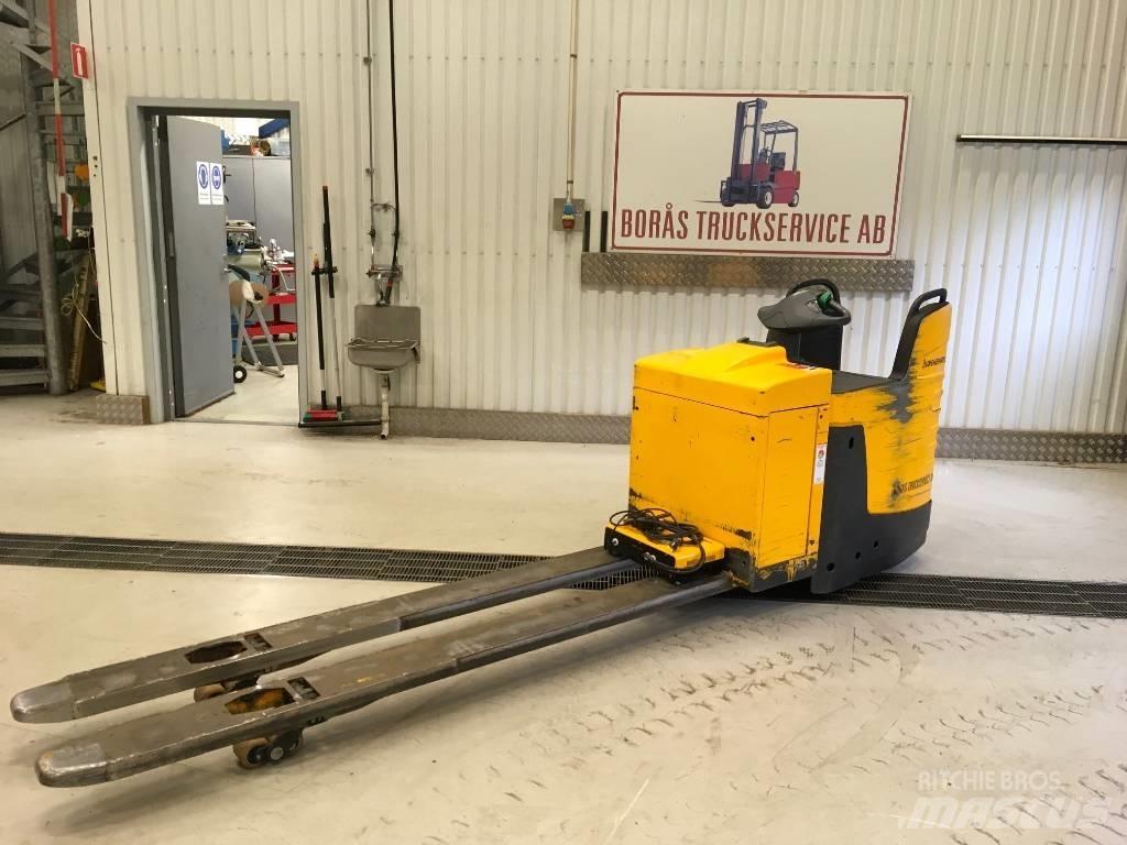 Jungheinrich ERE 225 Low lifter with platform