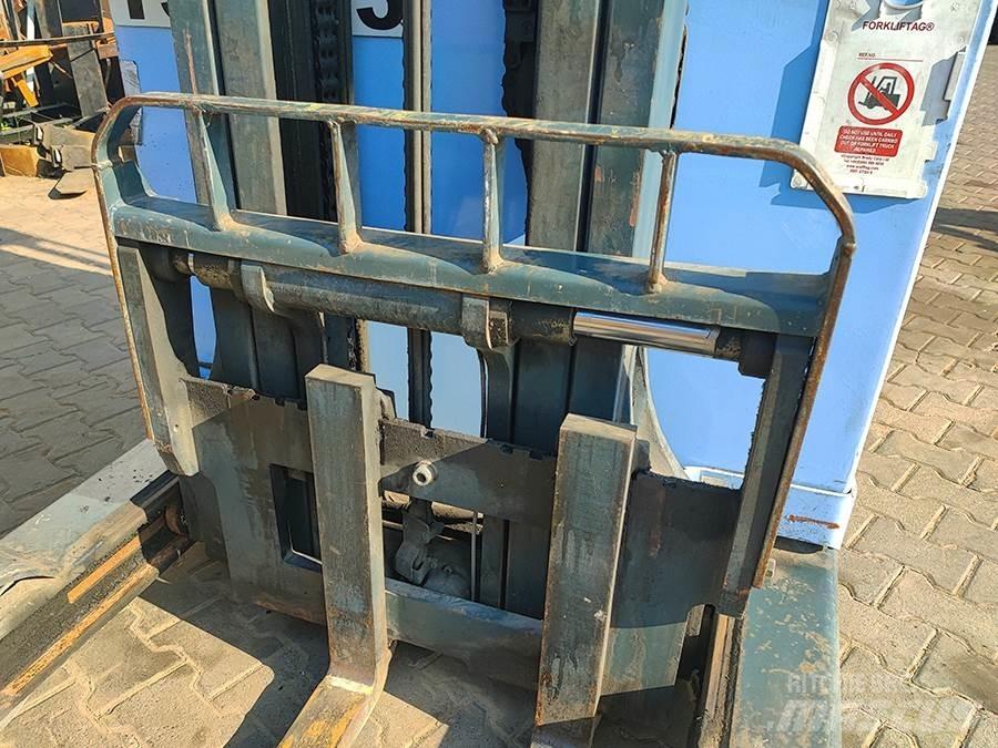 Linde R14 Reach trucks