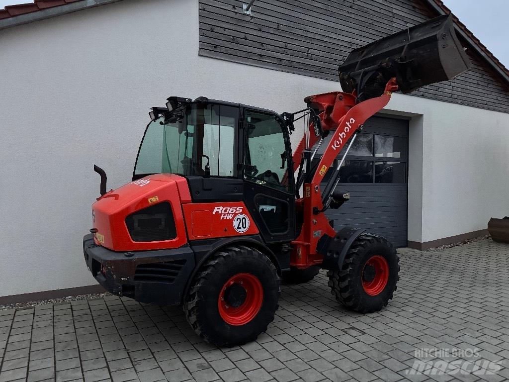 Kubota R 065 Wheel loaders