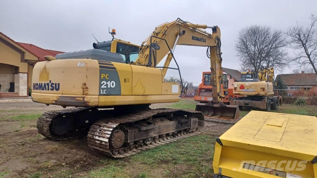 Komatsu PC 210 Crawler excavators